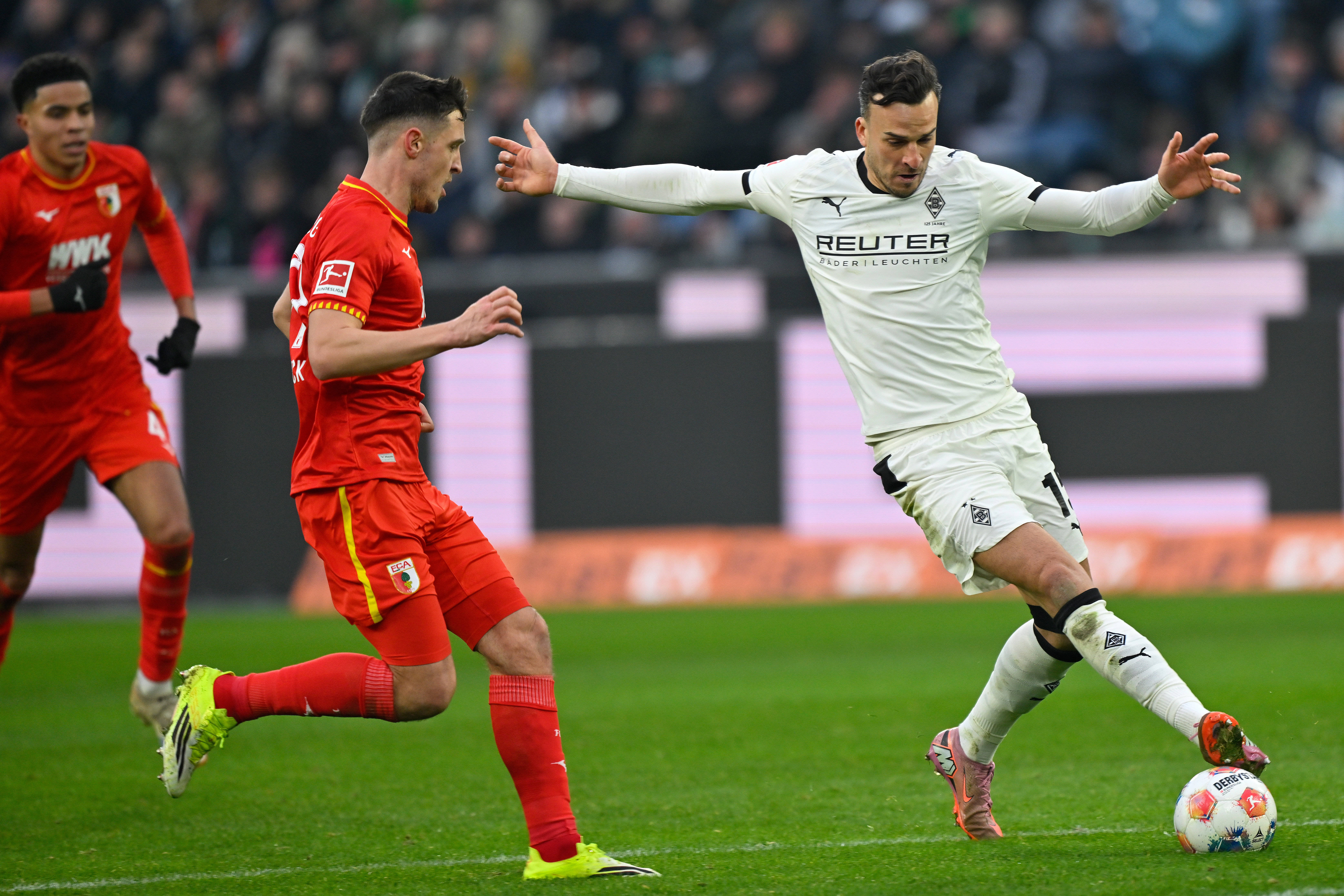 开云体育入口-关于从尤文图斯内部沟通备战法国杯到门兴格拉德巴赫防线松动备战德国杯，上海久事加时末段强势反弹的信息