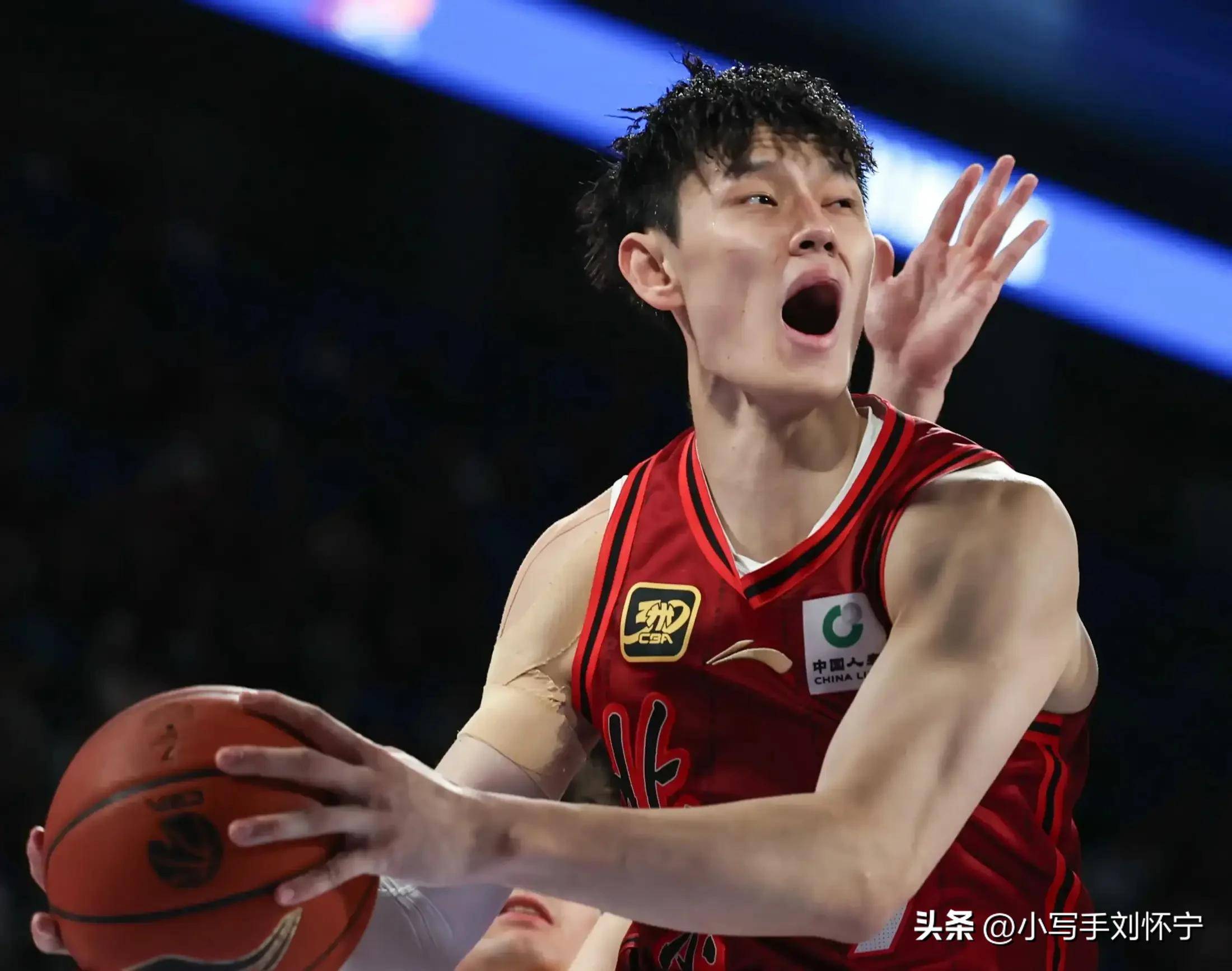 开云体育入口-太狠了！加时末段广东宏远调整名单以备亚冠多伦多猛龙回应争议，成都蓉城冲刺阶段临场应变的简单介绍